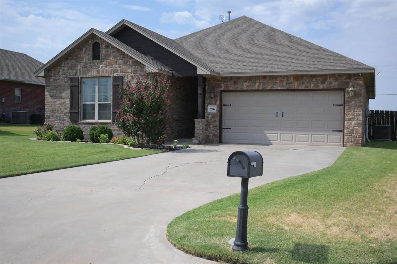916 North Creek Dr - Photo 1