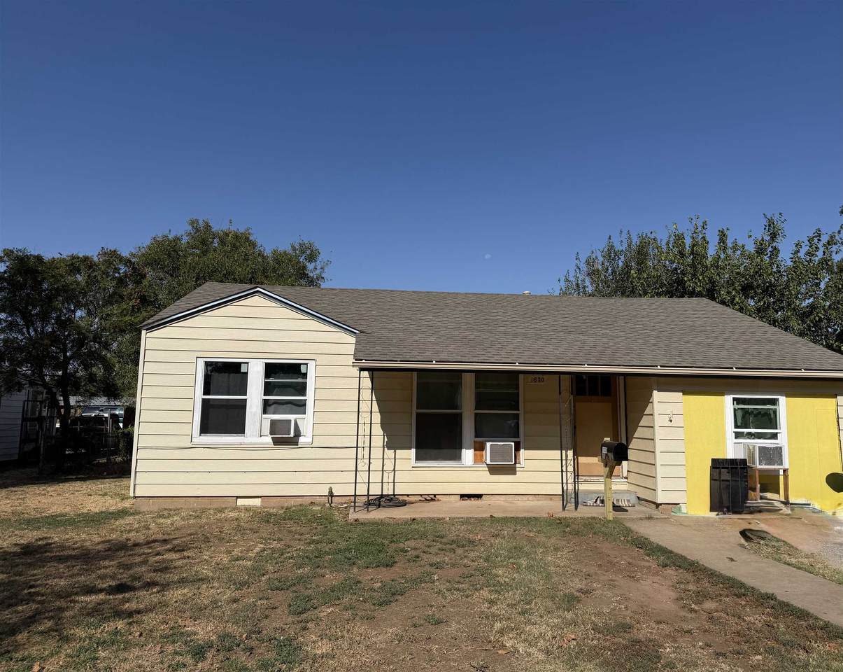 1630 Monroe - Photo 1
