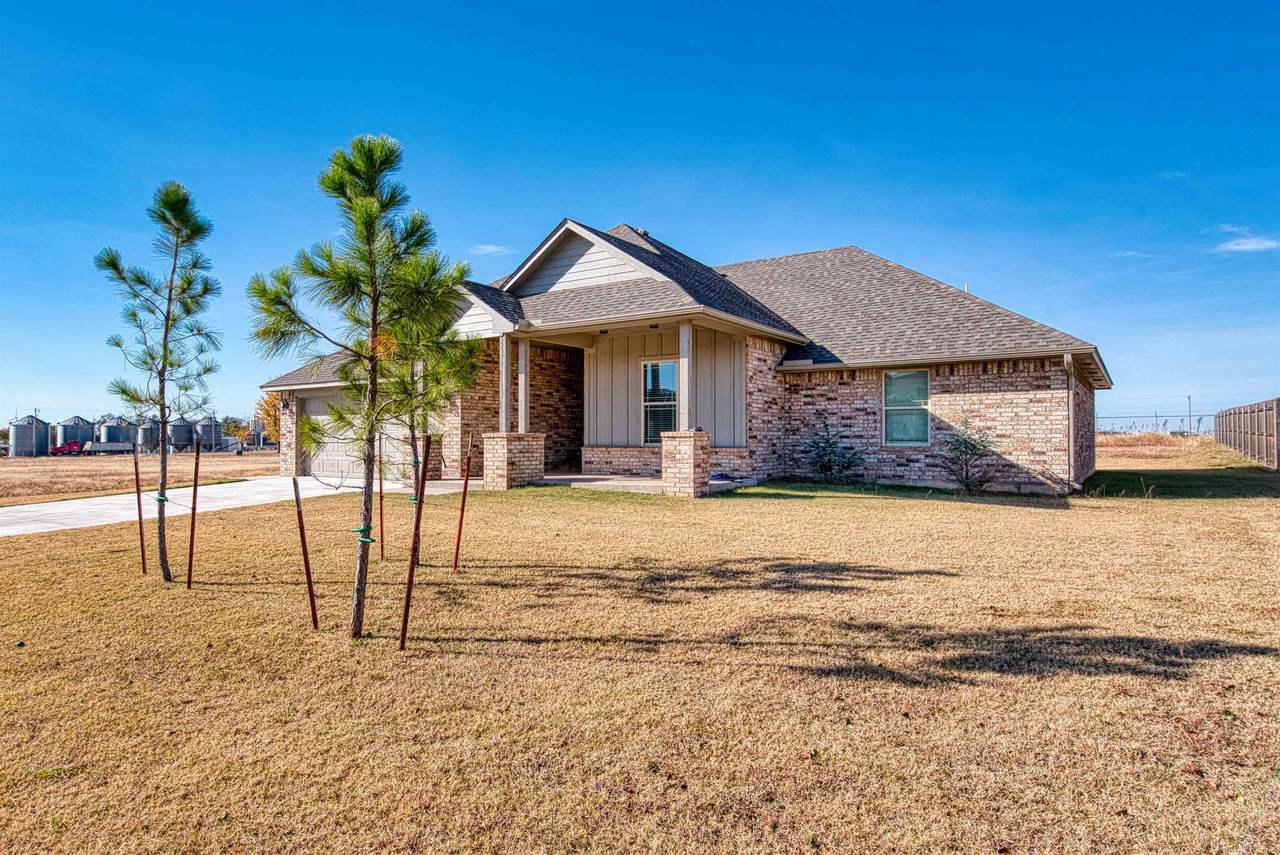 1409 Oak - Photo 1