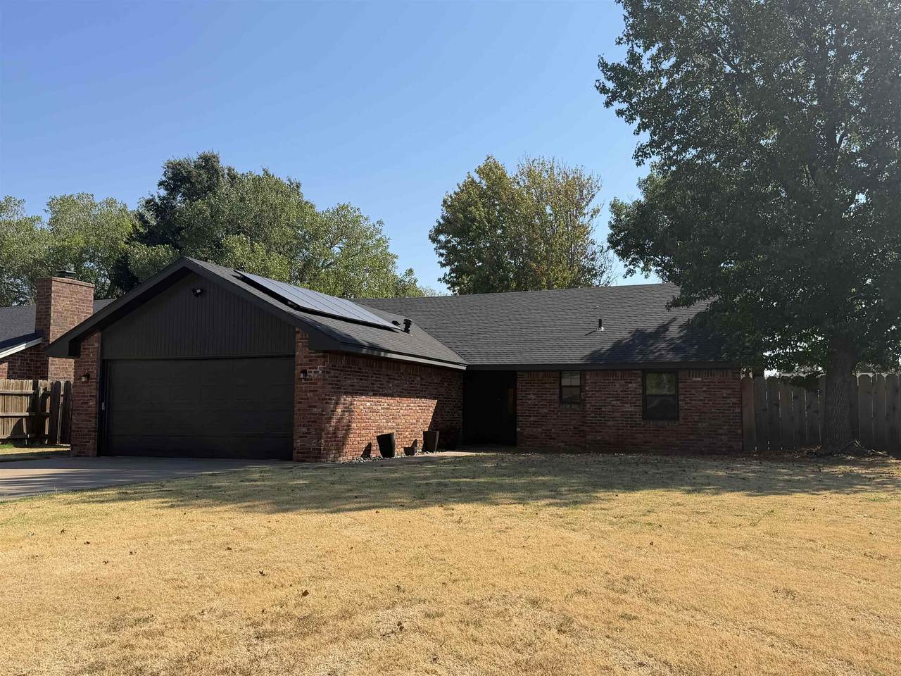 2729 Constitution - Photo 1