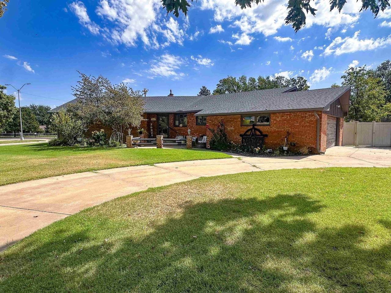 3708 Twisted Oak - Photo 1