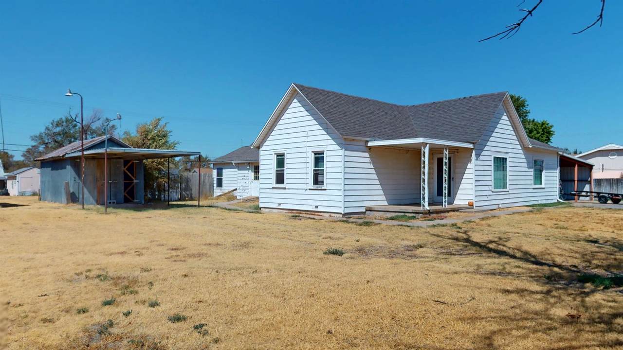 217 Main St - Photo 1
