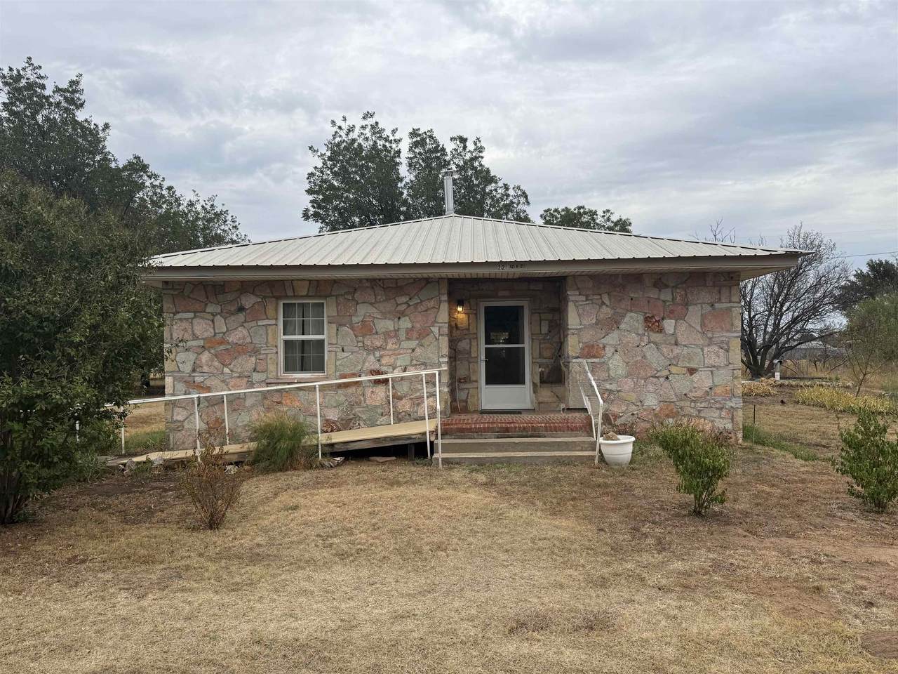 221 2nd Street - Photo 1