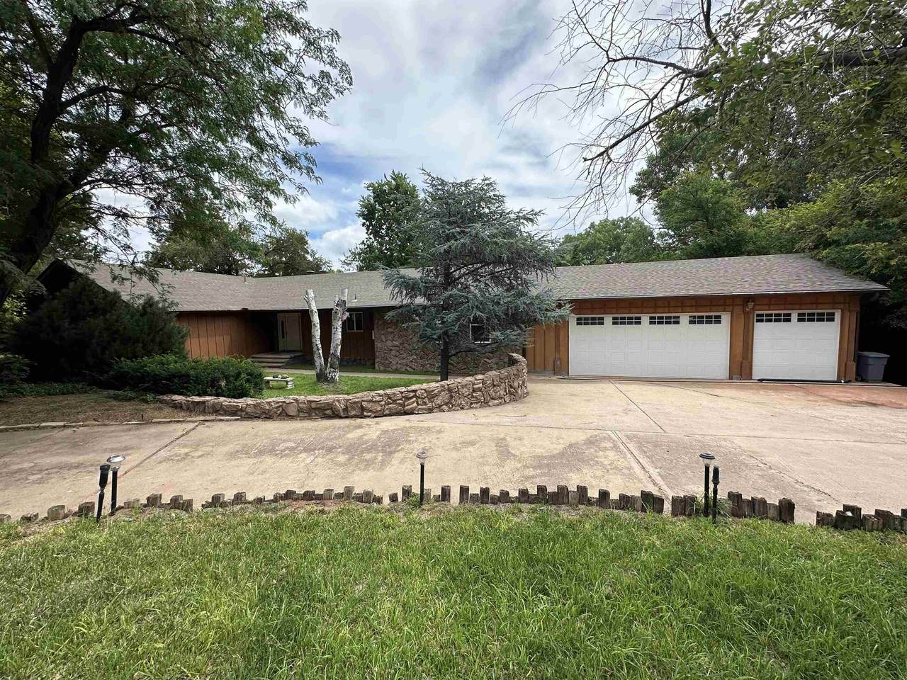38 Country Oaks - Photo 1