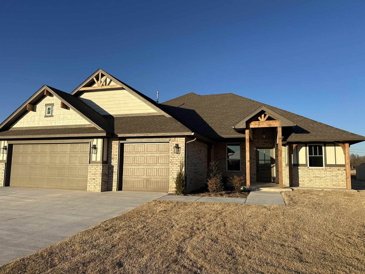 2712 Belle Crossing - Photo 1