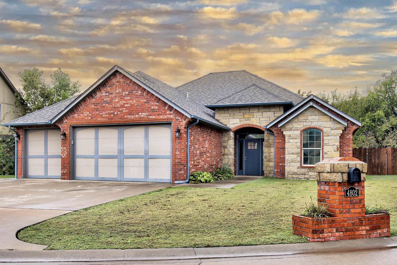 4802 Beckett - Photo 1