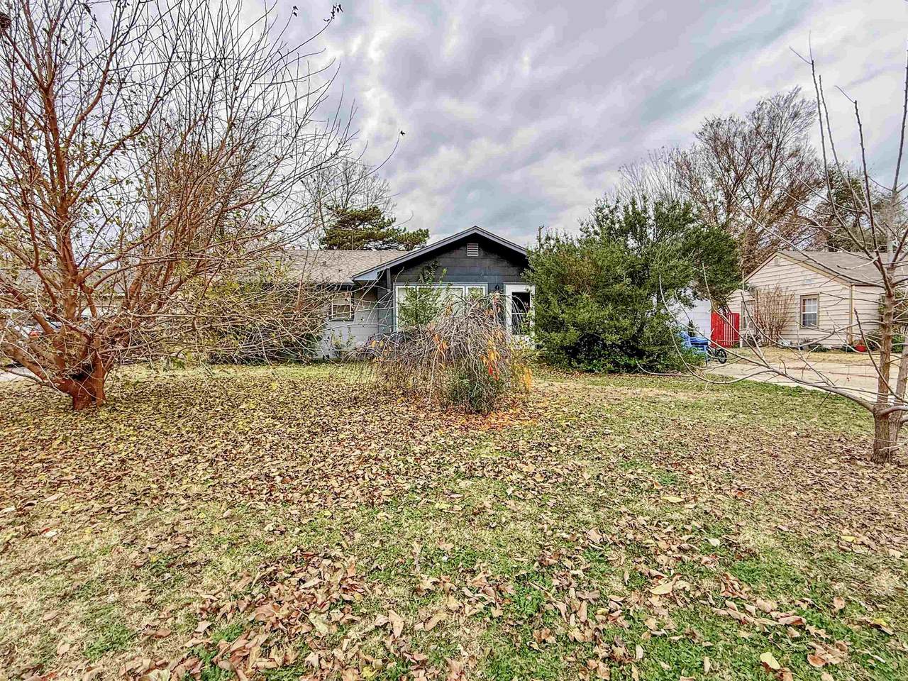 1715 18th Street - Photo 1