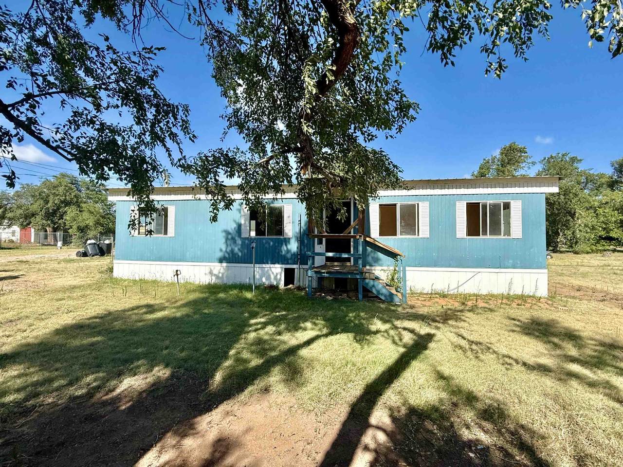 1009 Madison Ave - Photo 1