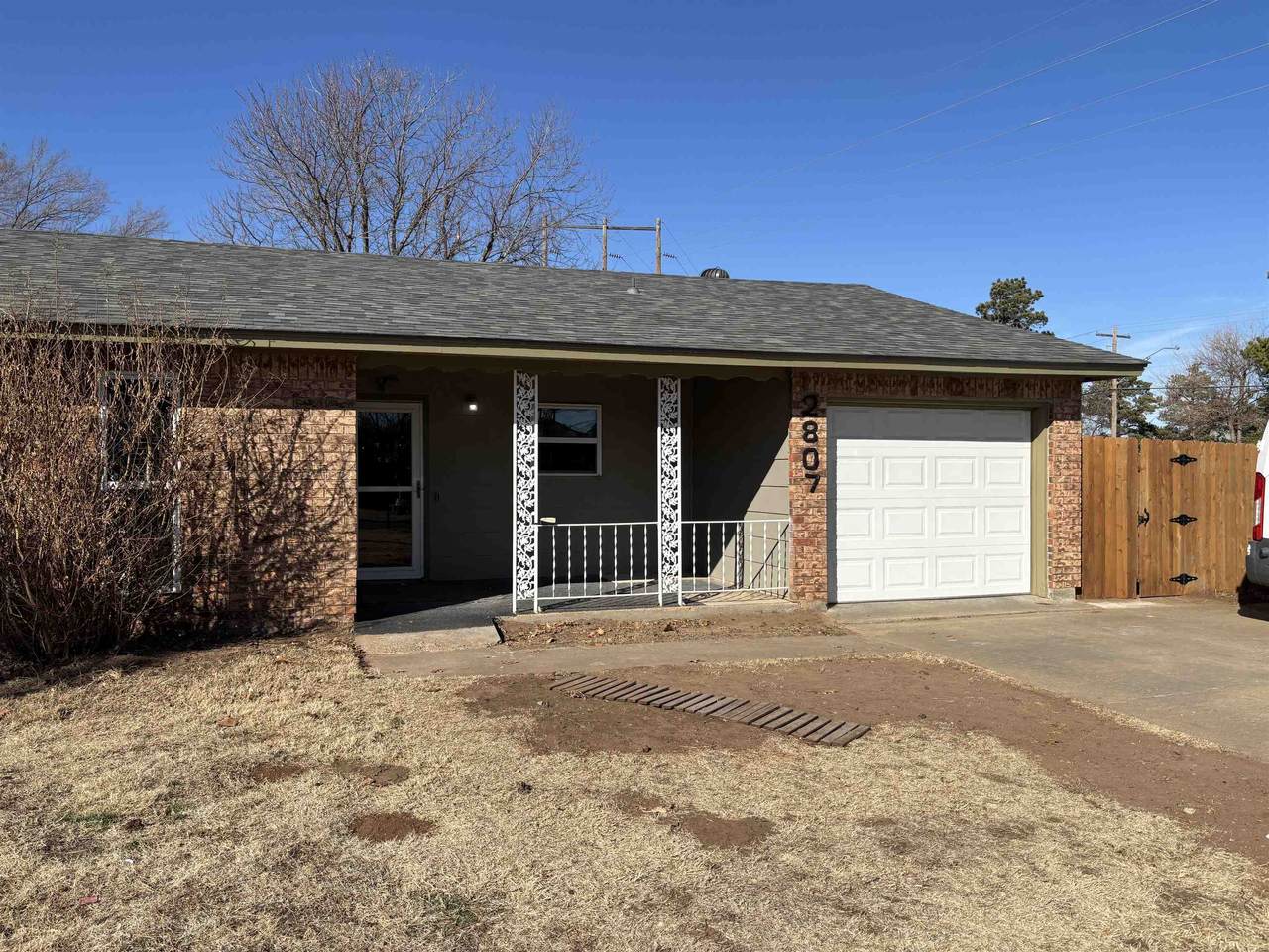 2807 Concord Ln - Photo 1