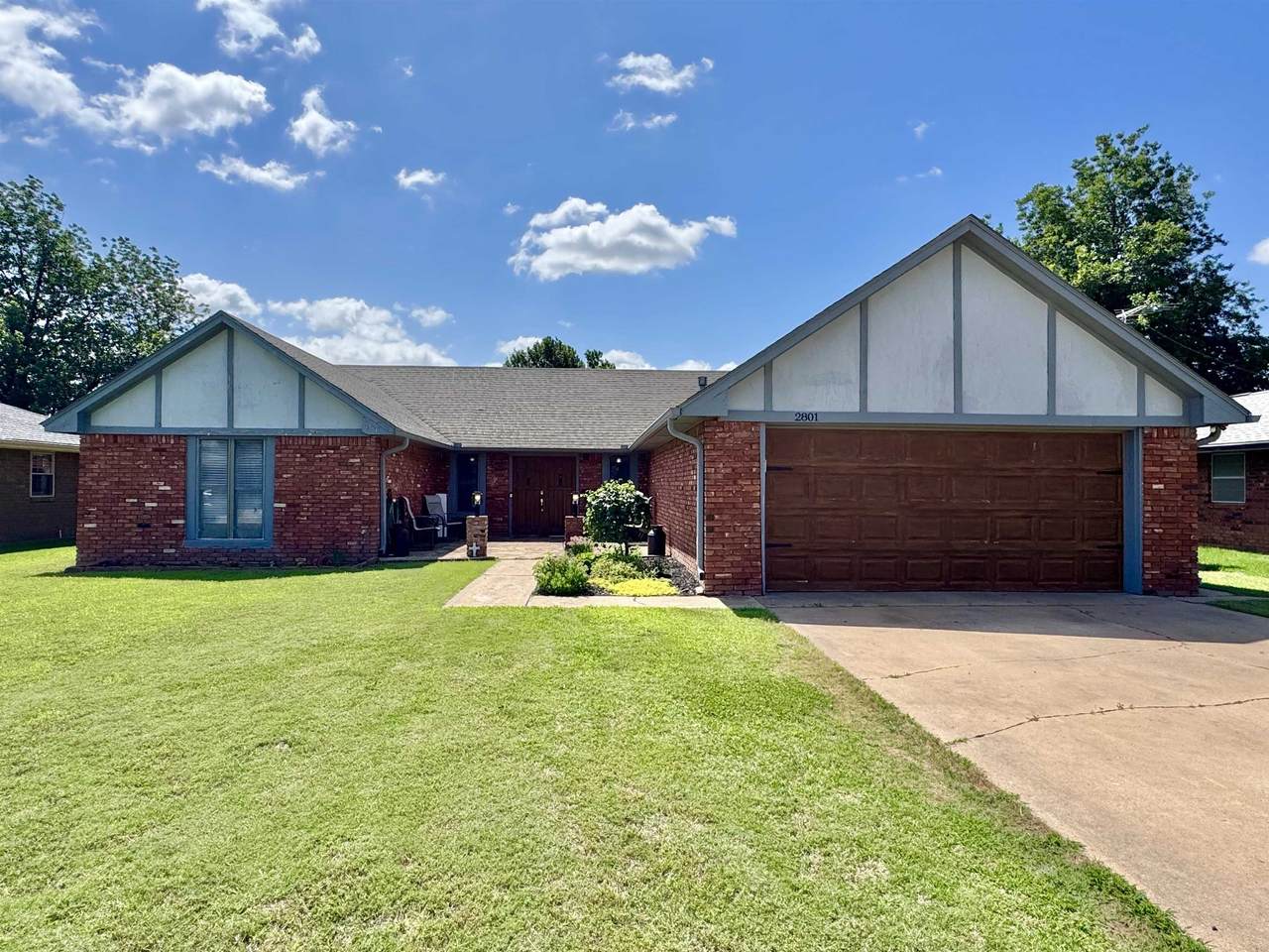 2801 Sunnybrook Ln - Photo 1