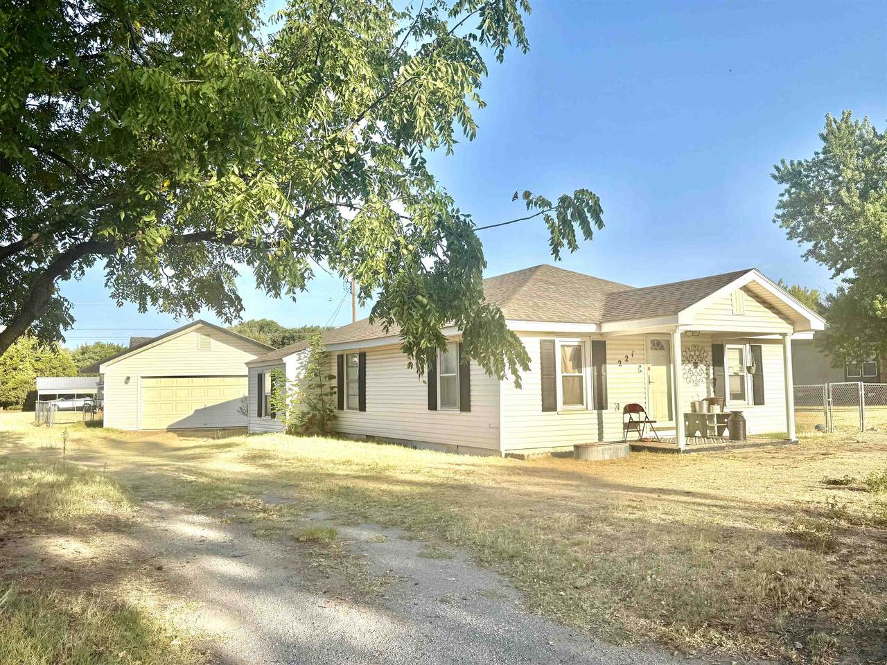 221 Krouth - Photo 1