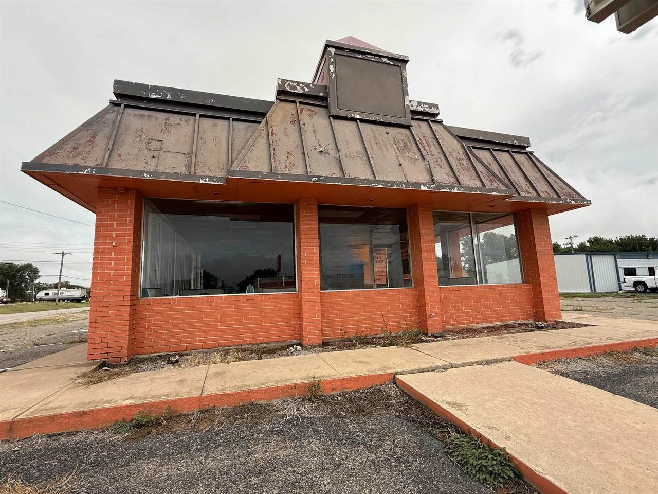 220 Russworm Dr - Photo 1