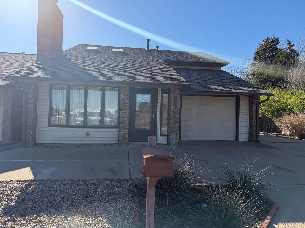 2626 Northgate - Photo 1