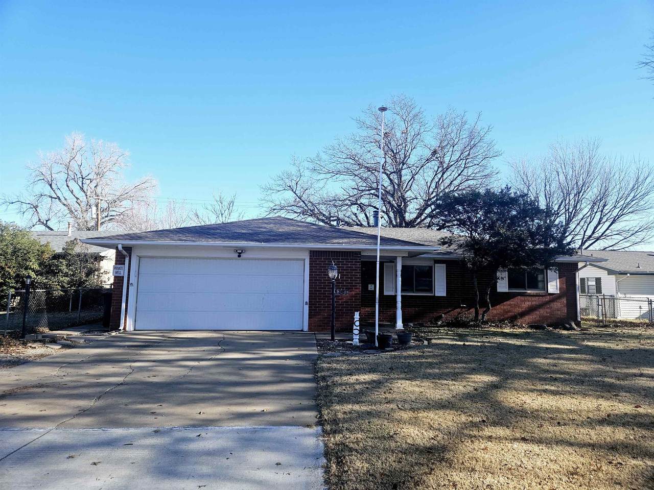 101 Watson - Photo 1