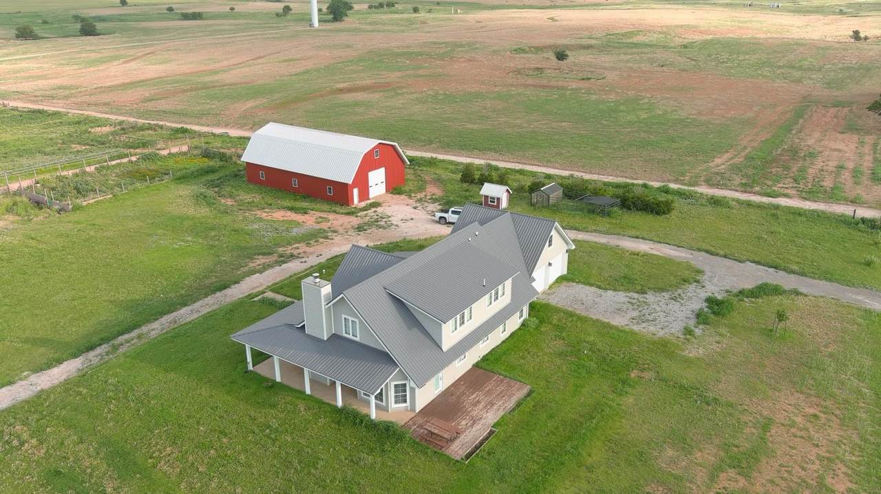 4027 County Road 690 - Photo 1
