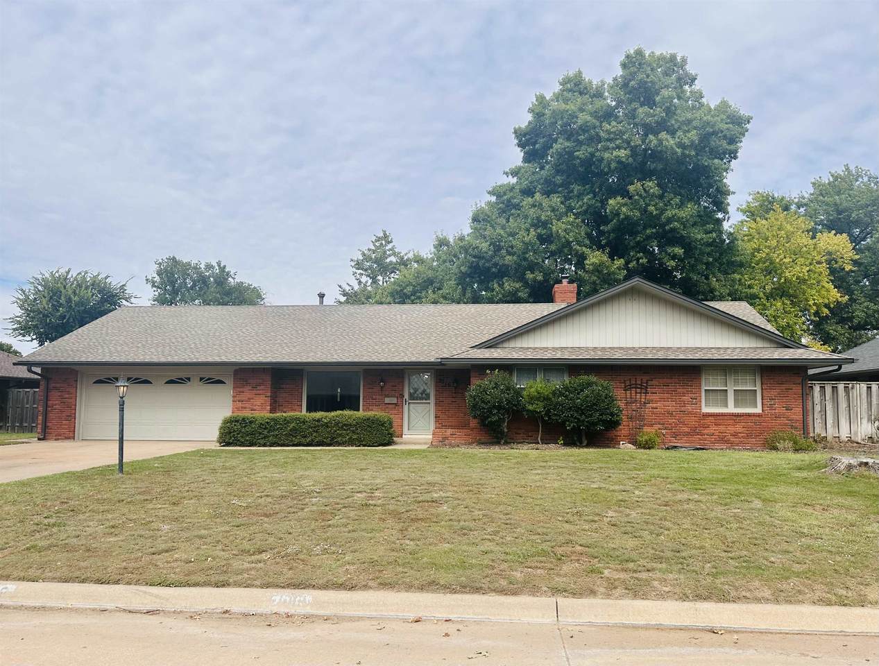 2016 Ramona Dr - Photo 1