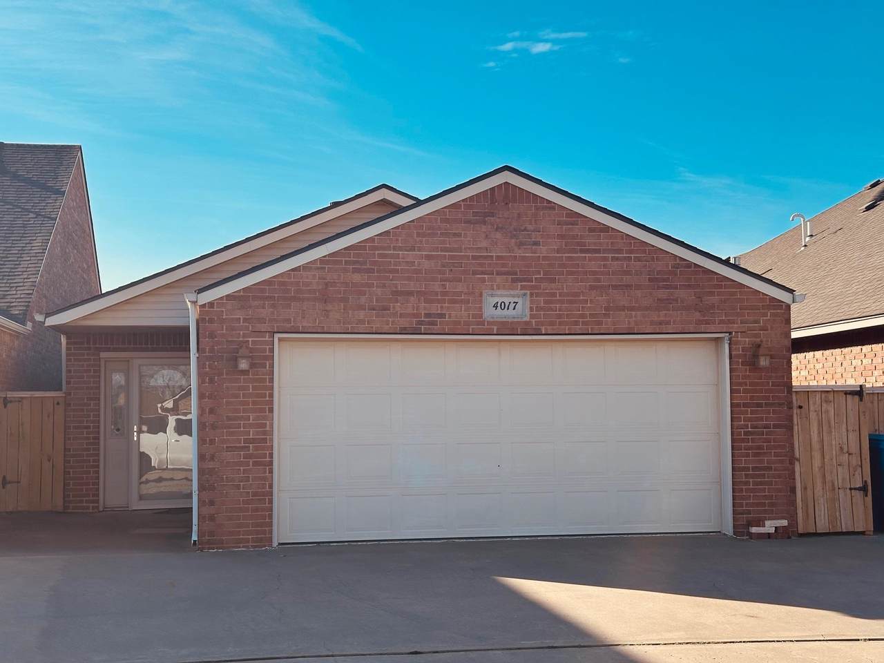 4017 Arlington Pl - Photo 1