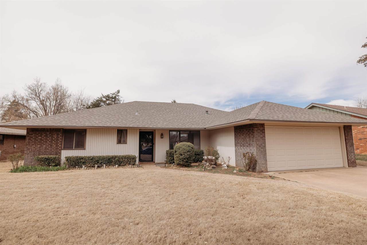 2508 Heritage Trl - Photo 1