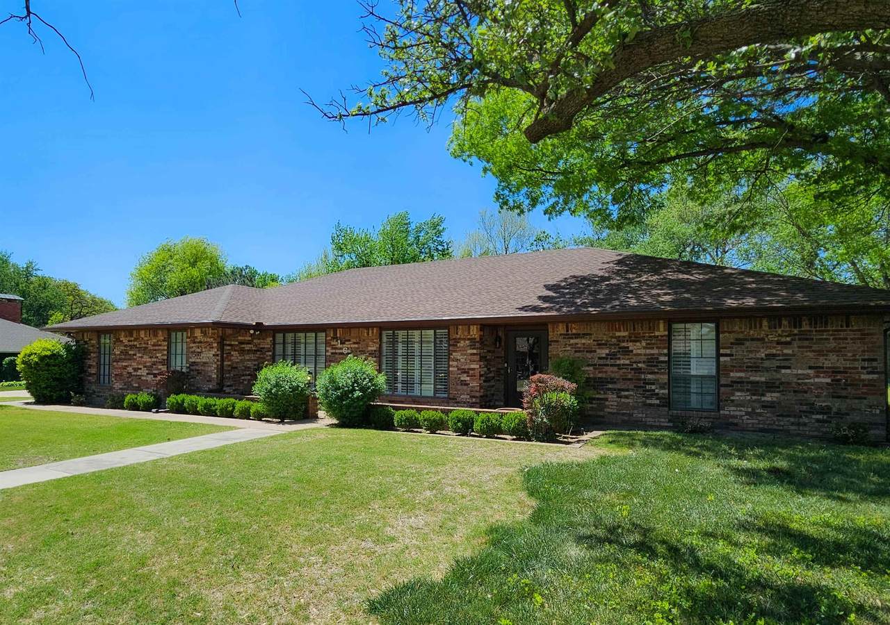 1614 Quailwood - Photo 1