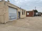 814 9th St - Photo 3