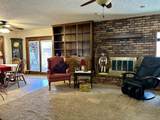 2820 Edgewater Dr - Photo 3
