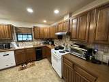 2820 Edgewater Dr - Photo 5
