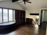 2452 Sherwood - Photo 20
