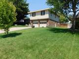 615 Canyon St - Photo 1