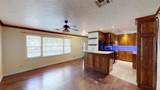 1715 Oak Ave - Photo 4