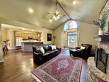 3301 Willow Lake - Photo 18