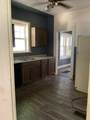 442 Davis - Photo 3