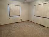 104 7th St - Photo 18