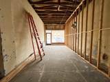 1007 Main - Photo 9