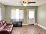 407 Barnes - Photo 4