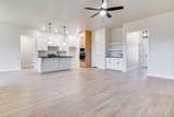 2706 Belle Crossing Dr - Photo 10