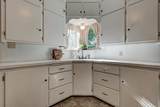 808 Illinois - Photo 11