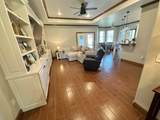 3412 Robin Dr - Photo 3