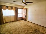 1718 Locust Ave - Photo 4