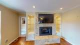 1110 Colorado - Photo 9