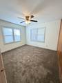 621 12th St - Photo 4