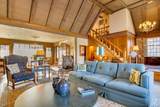 2529 Homestead Rd - Photo 13