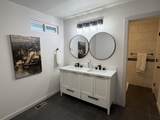 425 19th St - Photo 17