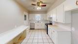 2202 Oak - Photo 2