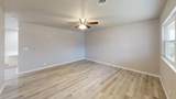 2202 Oak - Photo 3