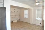 802 Locust St - Photo 16