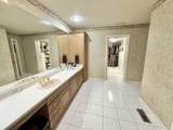 2819 Oak Hollow Rd - Photo 21