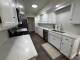 2125 Camelot Dr - Photo 10