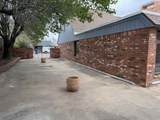 2125 Camelot Dr - Photo 33