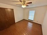 2820 Essex St - Photo 17