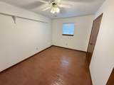2820 Essex St - Photo 19